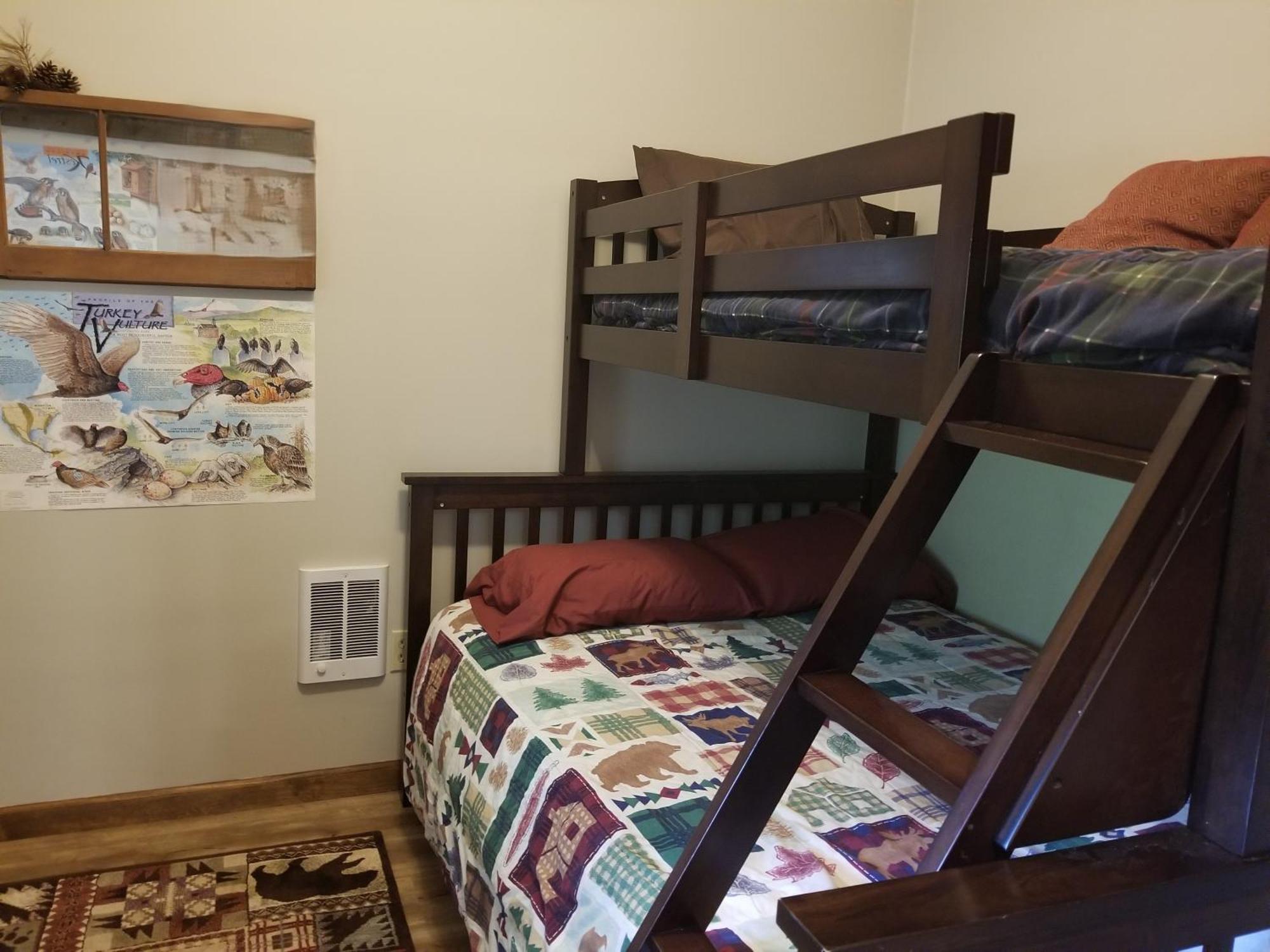 Serenity And Fun All In One In This Cozy Pocono Cabin Джим-Торп Экстерьер фото