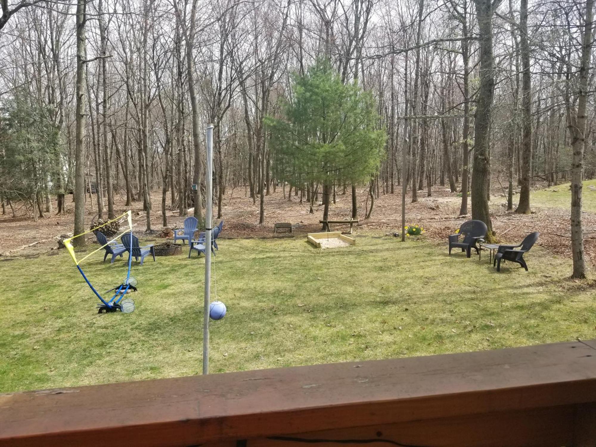 Serenity And Fun All In One In This Cozy Pocono Cabin Джим-Торп Экстерьер фото