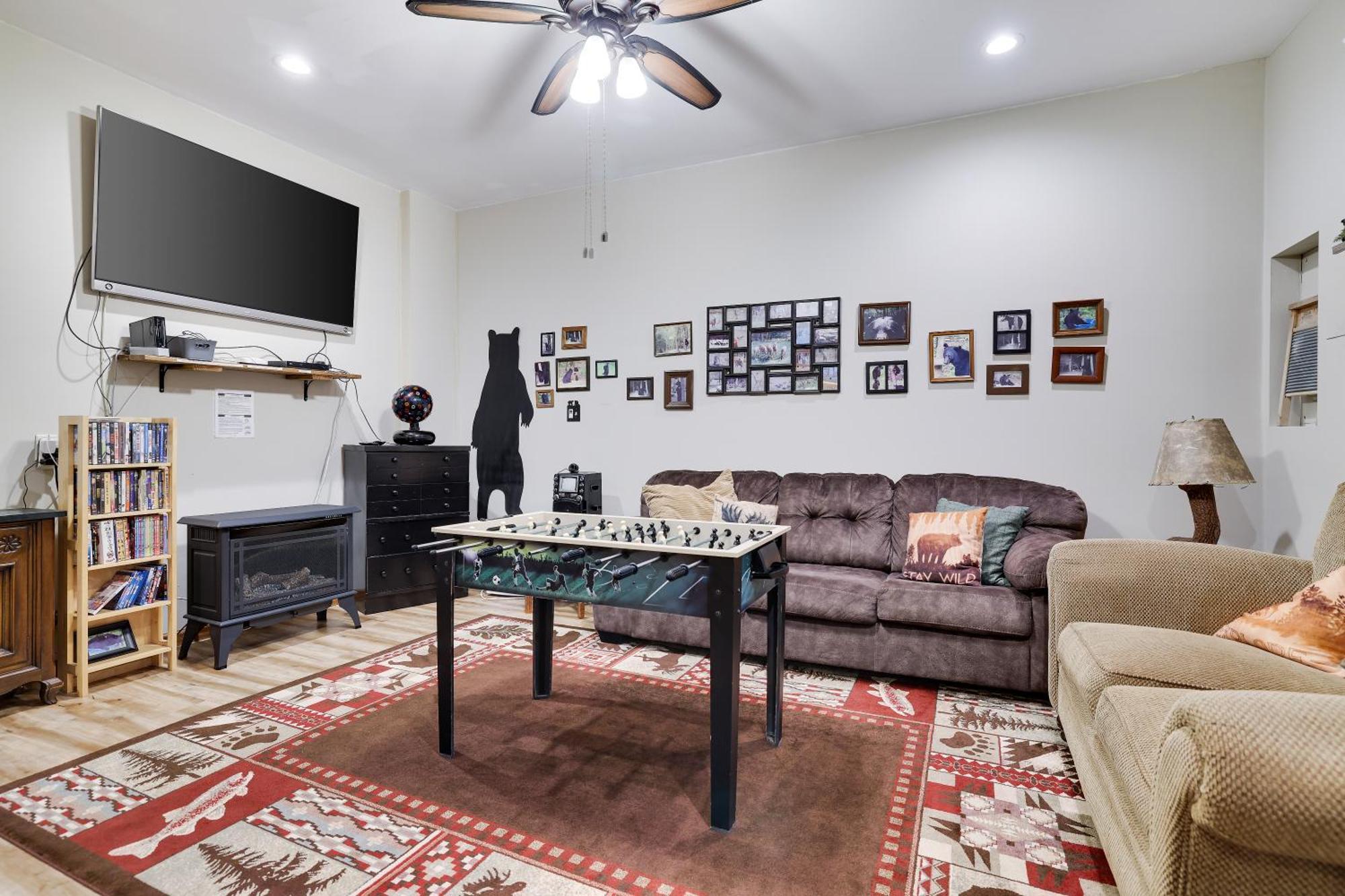 Serenity And Fun All In One In This Cozy Pocono Cabin Джим-Торп Экстерьер фото